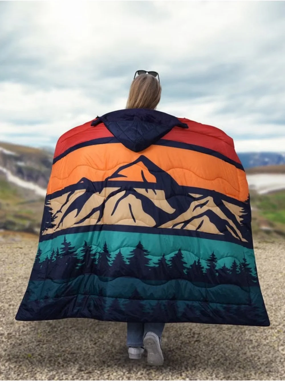 Below Zero Wearable Blanket, Multi- NWT